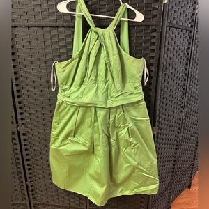 David's Bridal Vibrant Green Dress